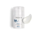 Pure Skin Crema Giorno Illuminante con Niacinamide e Acido Ialuronico SPF50+, 50 ml